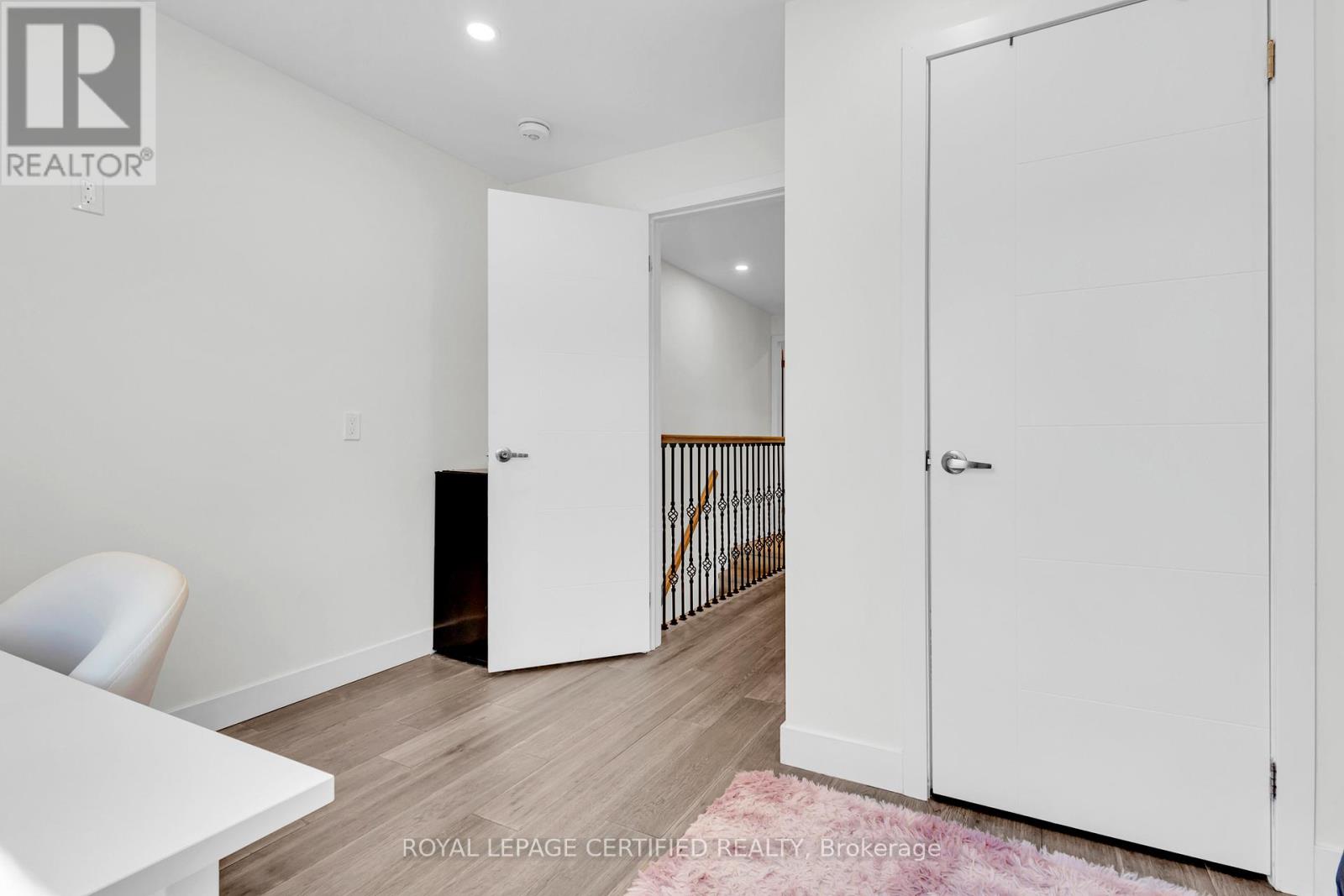 34 Ward Avenue, Hamilton, Ontario  L8S 2E6 - Photo 17 - X12134736
