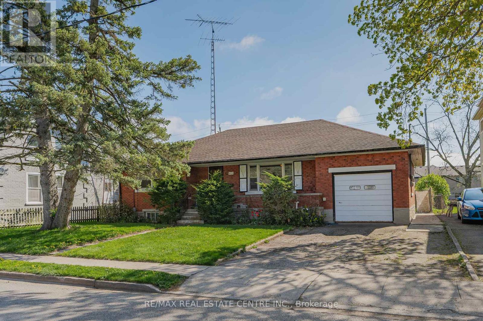 Property at 413 MIDDLE STREET image 2