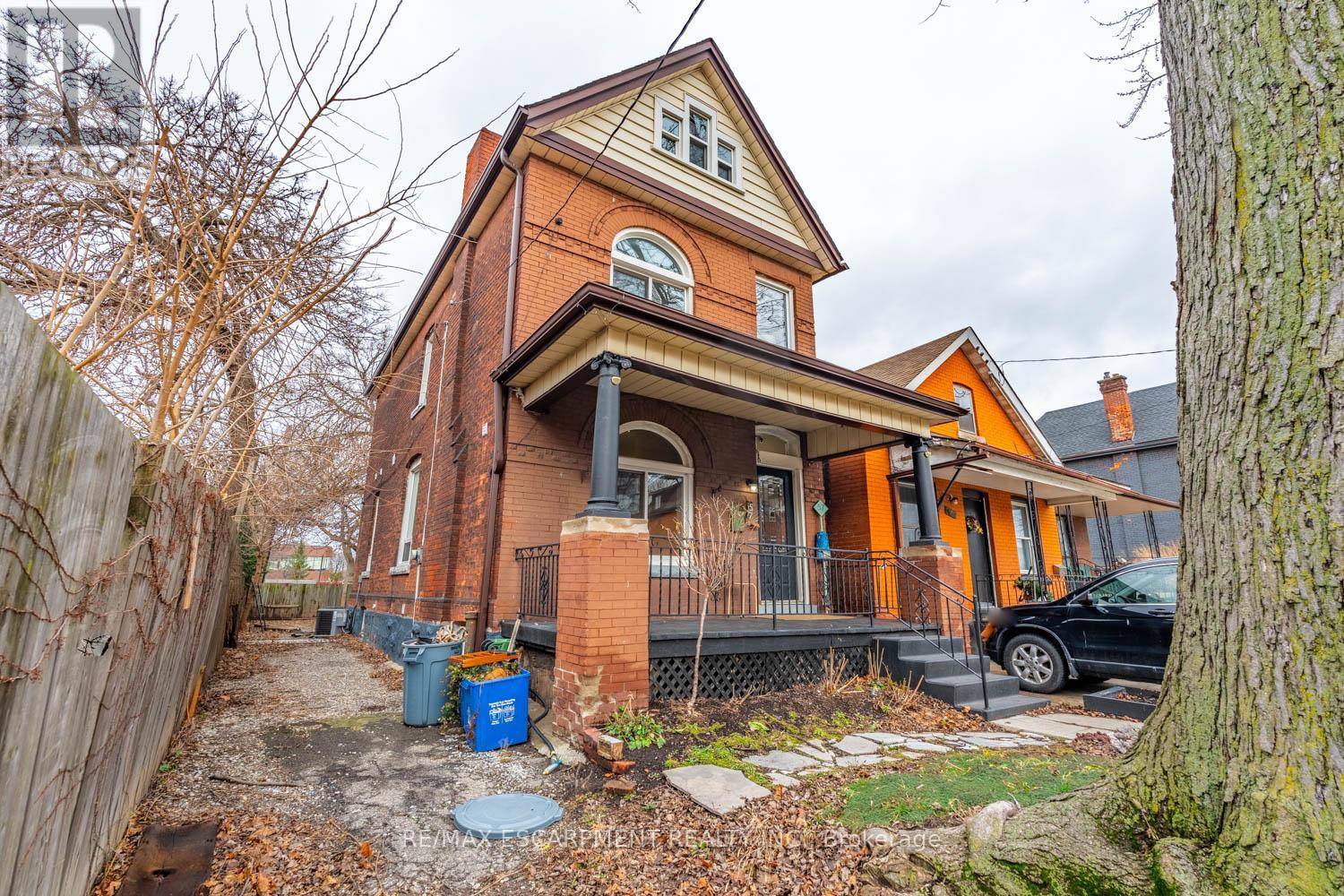 57 Century Street, Hamilton, Ontario  L8L 1V9 - Photo 2 - X12134751