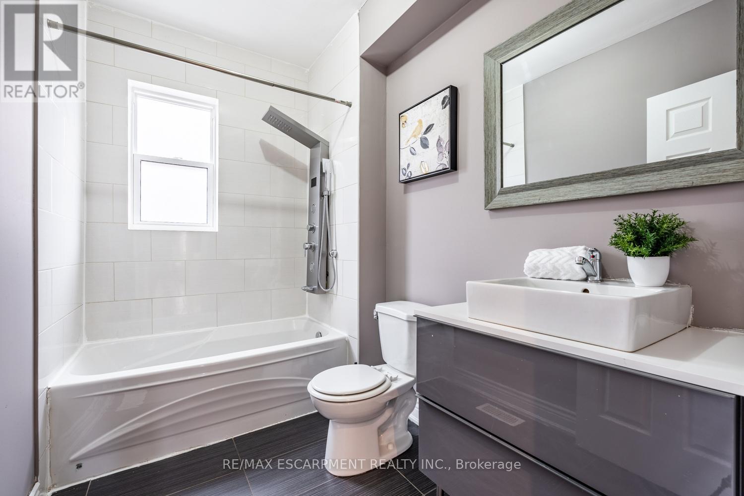 57 Century Street, Hamilton, Ontario  L8L 1V9 - Photo 33 - X12134751