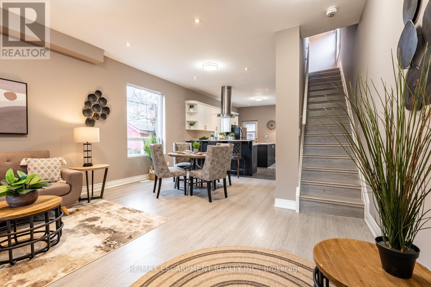 57 Century Street, Hamilton, Ontario  L8L 1V9 - Photo 6 - X12134751