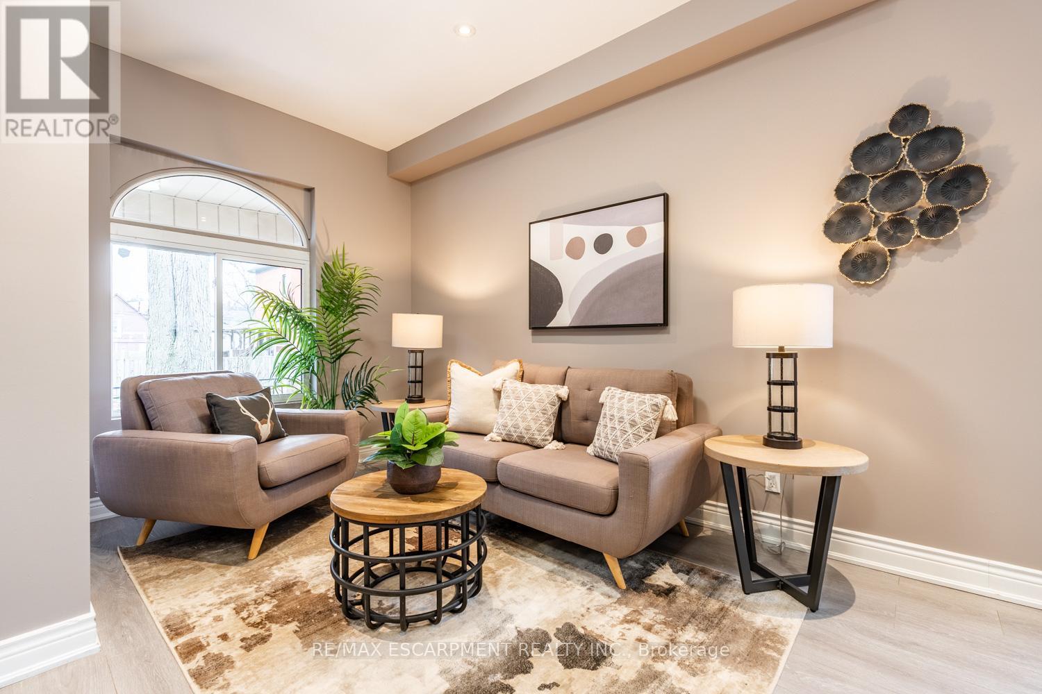 57 Century Street, Hamilton, Ontario  L8L 1V9 - Photo 7 - X12134751