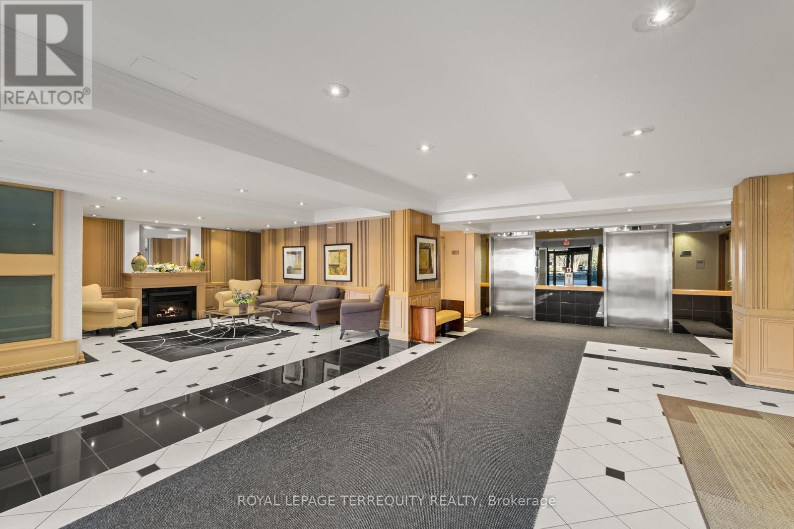 511 - 20 Southport Street, Toronto (High Park-Swansea), Ontario  M6S 4Y8 - Photo 20 - W12133243