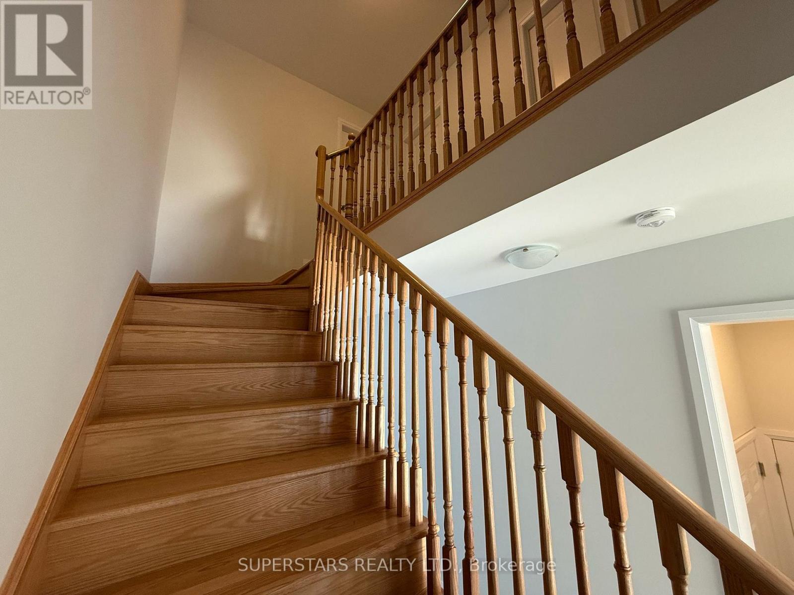 5 Keenan Street, Kawartha Lakes, Ontario  K9V 6A1 - Photo 14 - X12127314
