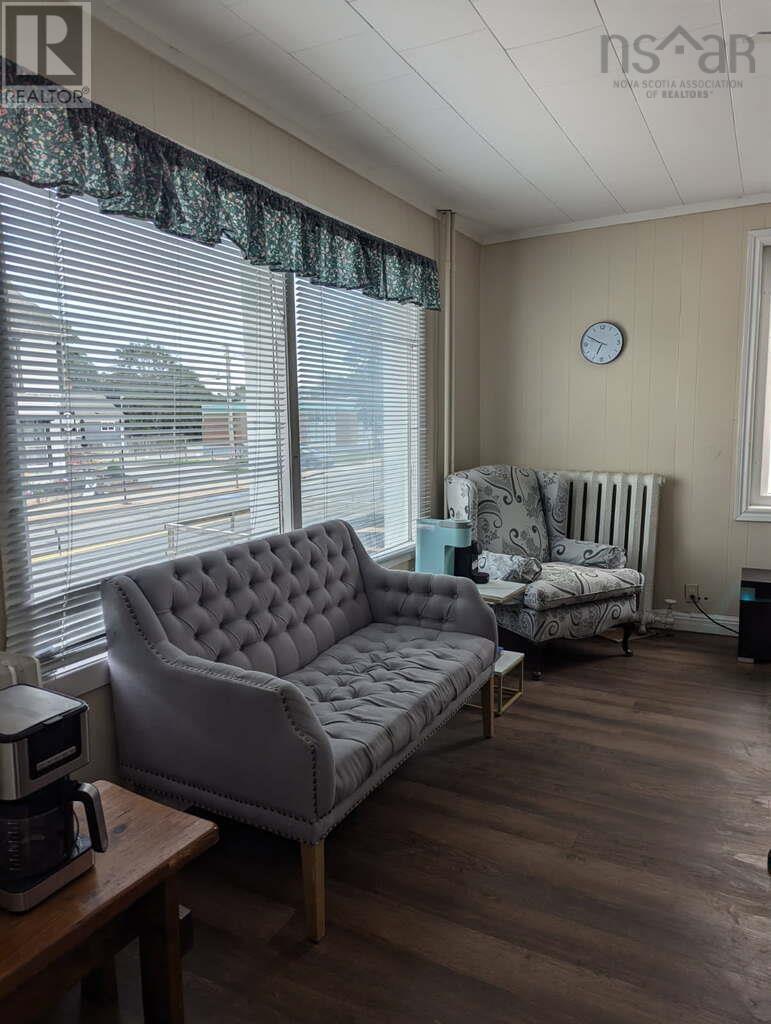 256 Main Street, Yarmouth, Nova Scotia  B5A 1C9 - Photo 15 - 202510363
