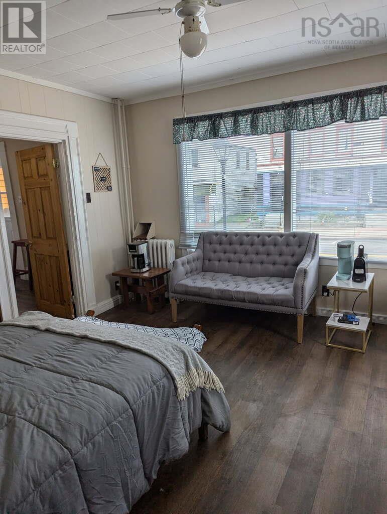 256 Main Street, Yarmouth, Nova Scotia  B5A 1C9 - Photo 7 - 202510363