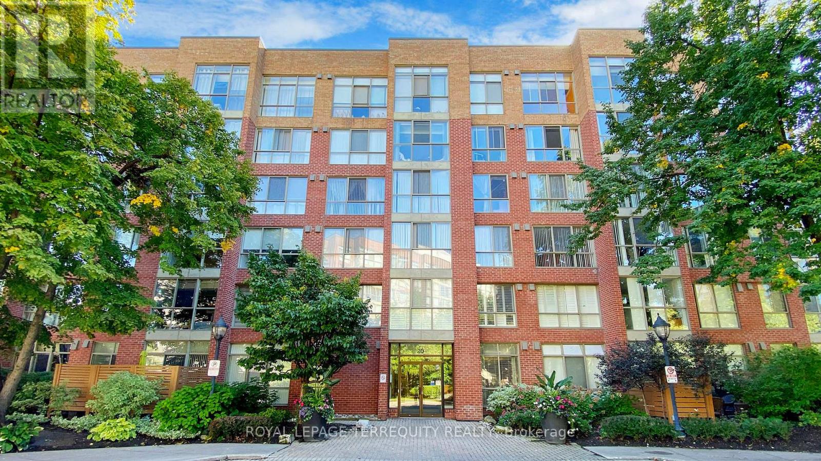 511 - 20 Southport Street, Toronto (High Park-Swansea), Ontario  M6S 4Y8 - Photo 38 - W12133243