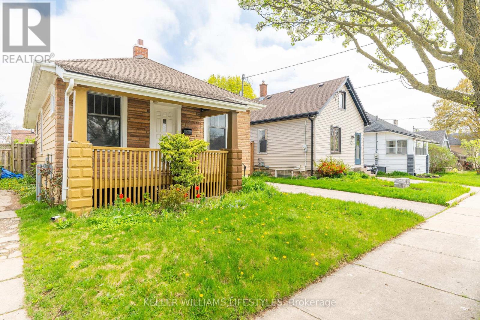 Property at 144 BRISBIN STREET image 2