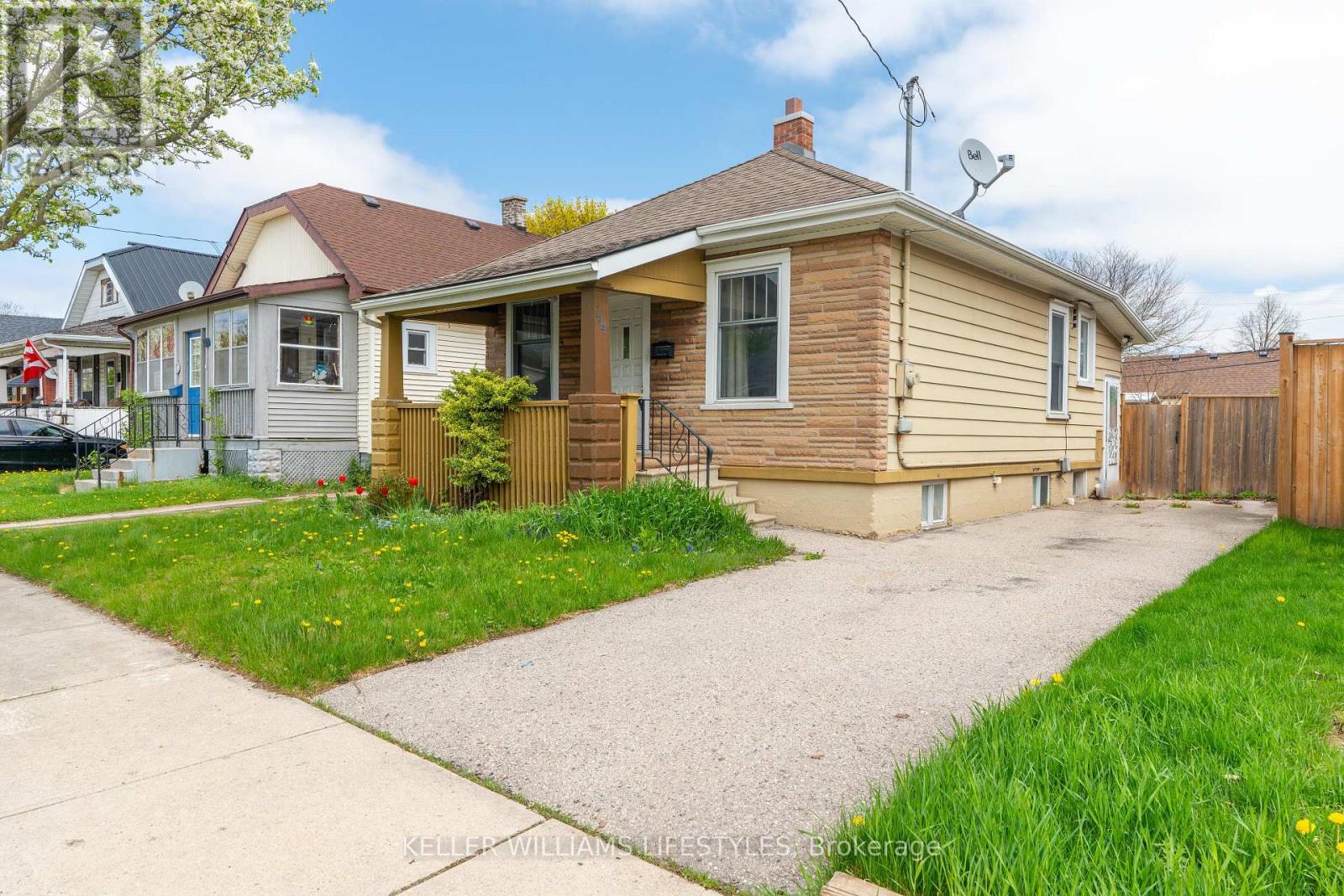 Property at 144 BRISBIN STREET image 3