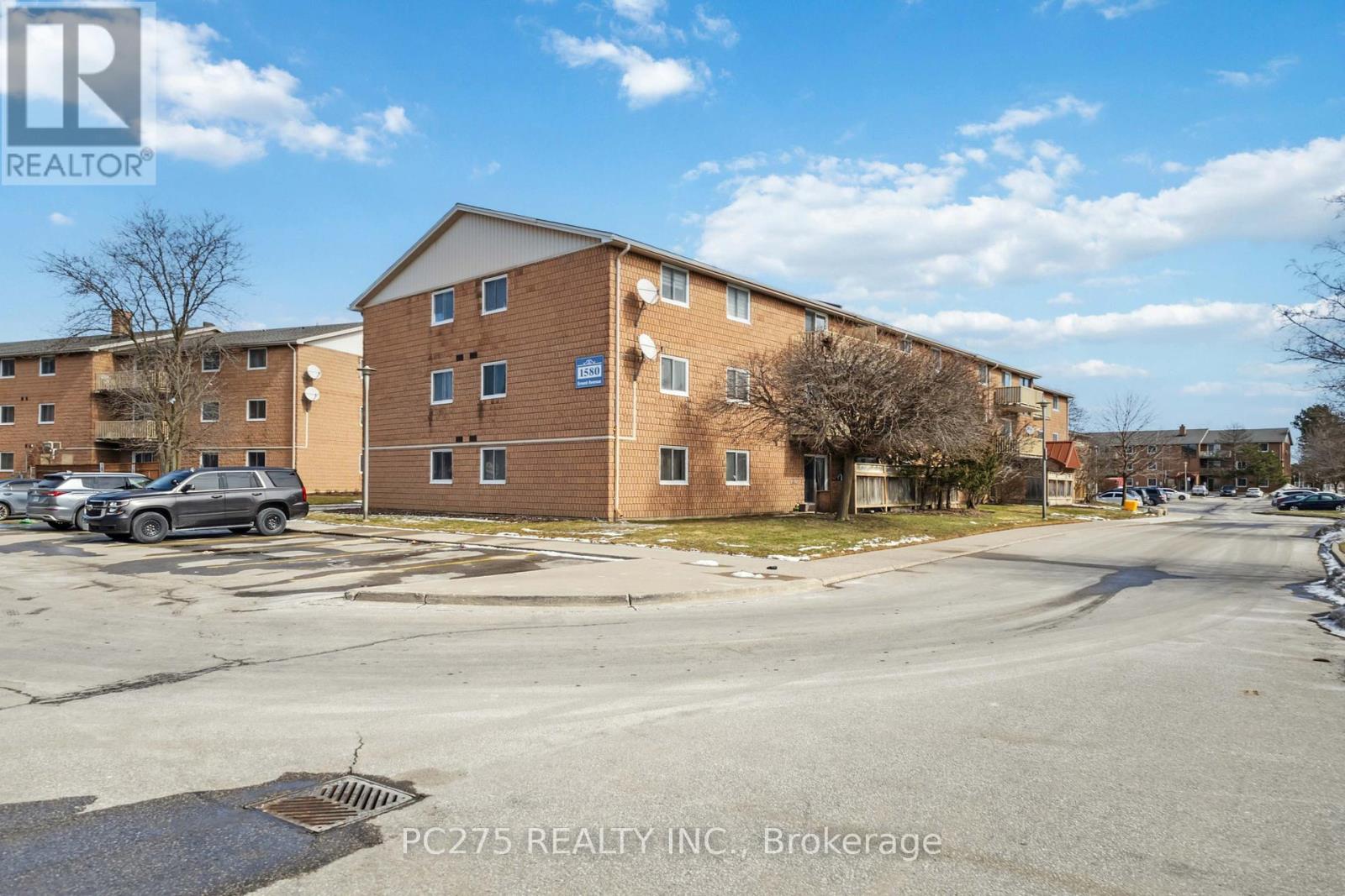 Property at 105 - 1580 ERNEST AVENUE image 4