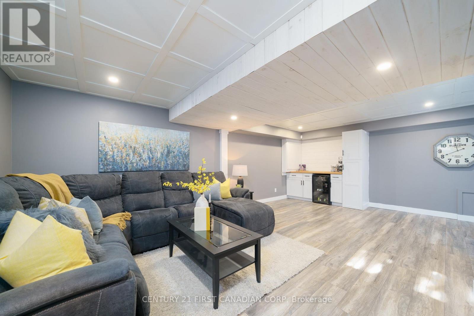 102 Steven Street, Strathroy-Caradoc, Ontario  N7G 4K9 - Photo 21 - X12135128