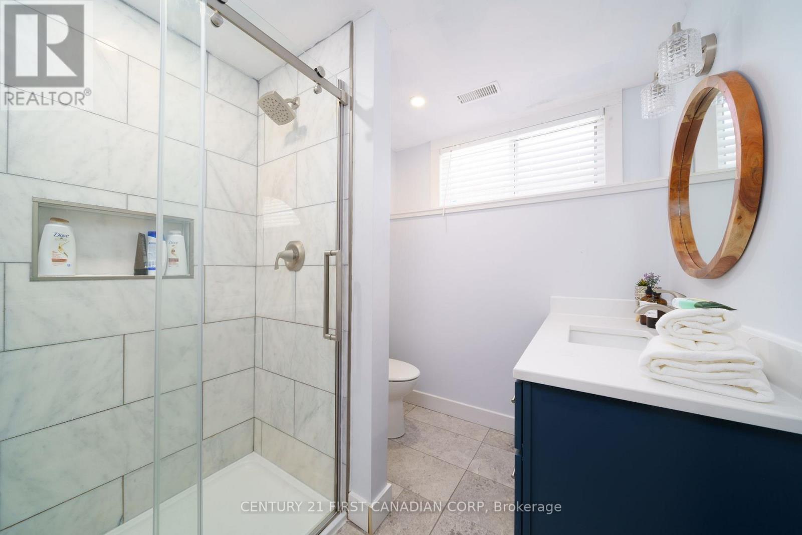 102 Steven Street, Strathroy-Caradoc, Ontario  N7G 4K9 - Photo 25 - X12135128