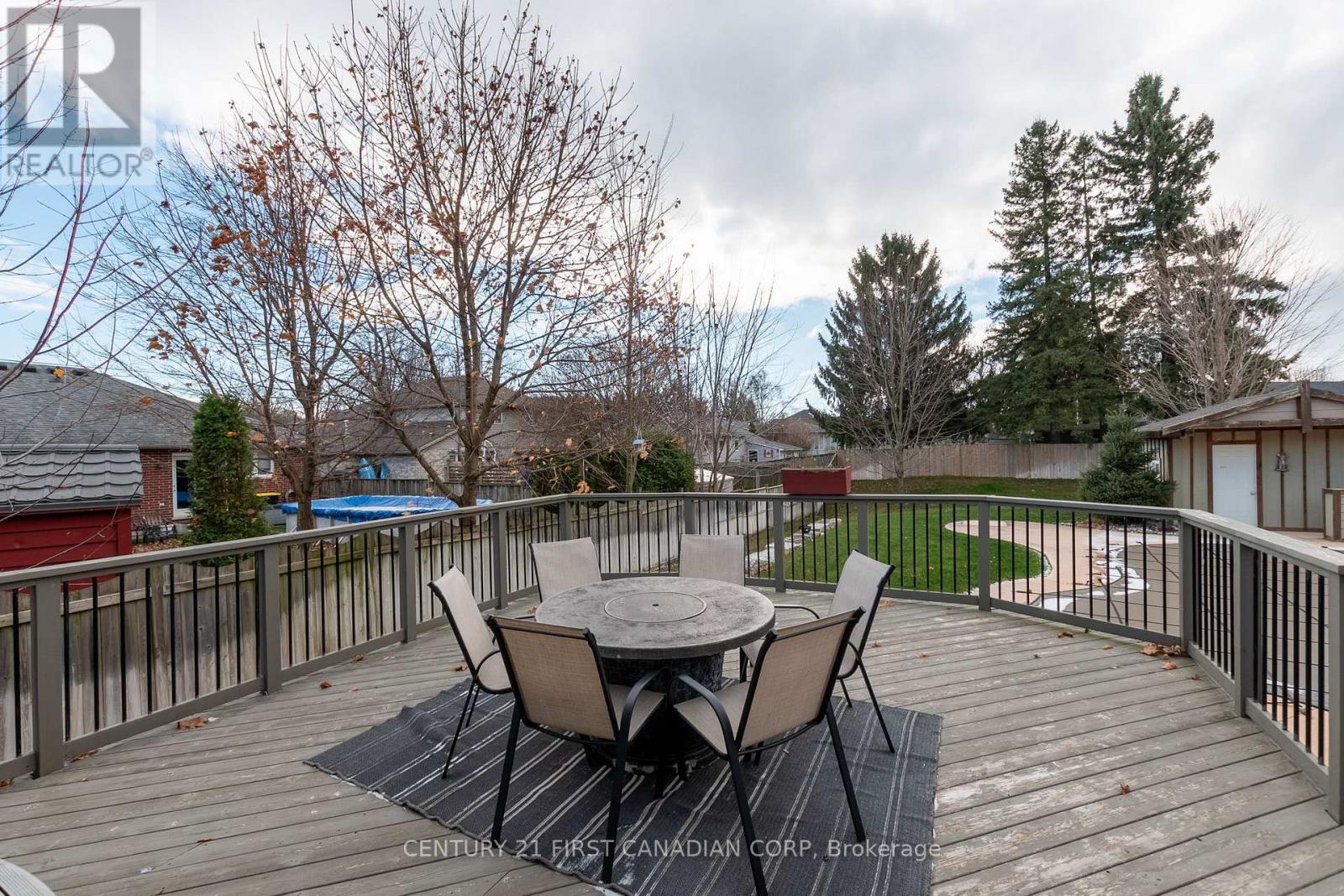 102 Steven Street, Strathroy-Caradoc, Ontario  N7G 4K9 - Photo 29 - X12135128