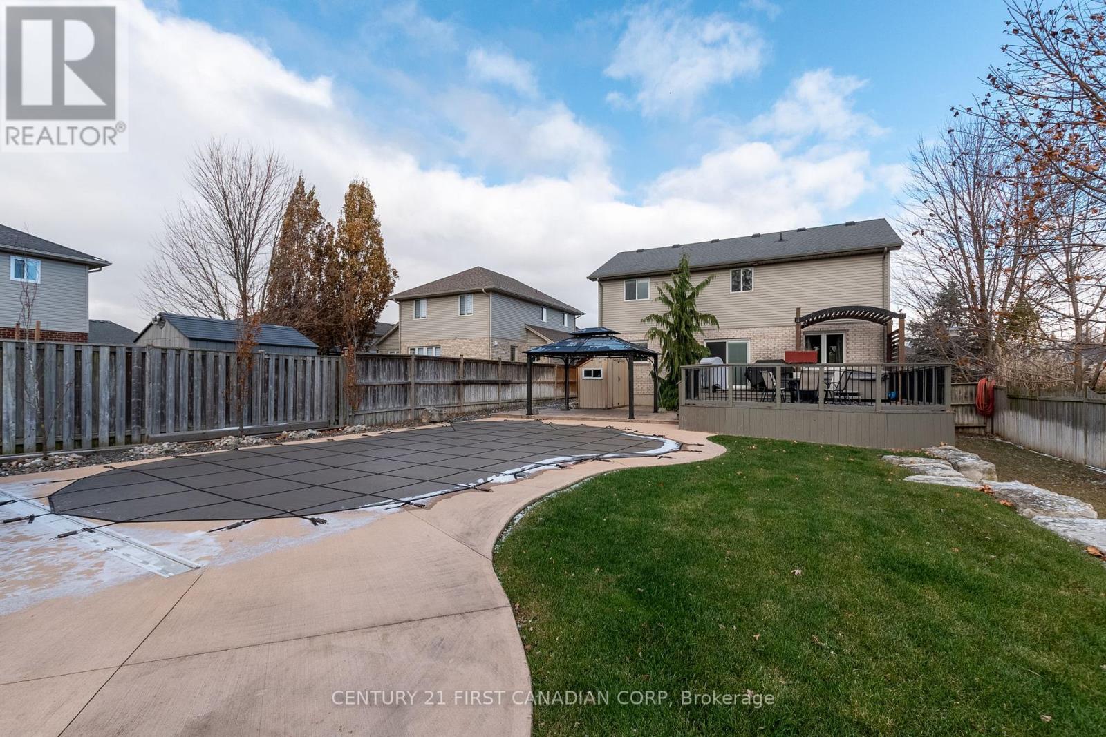 102 Steven Street, Strathroy-Caradoc, Ontario  N7G 4K9 - Photo 38 - X12135128