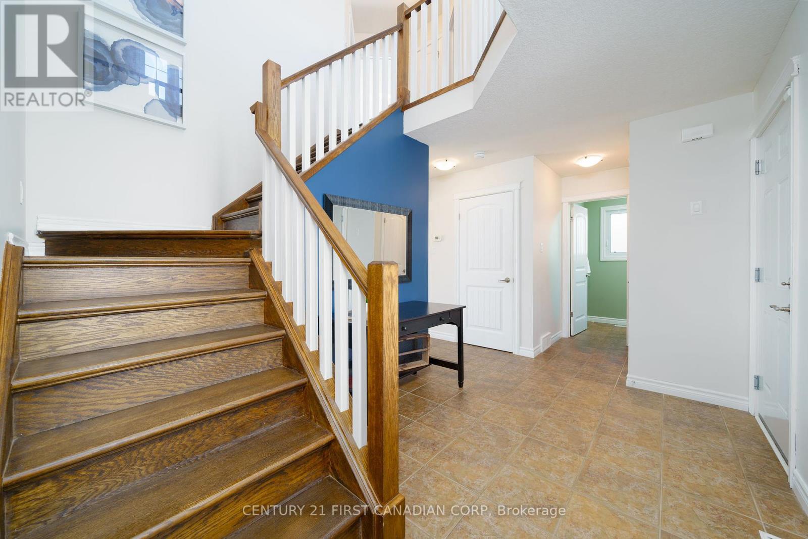 Property at 102 STEVEN STREET image 4
