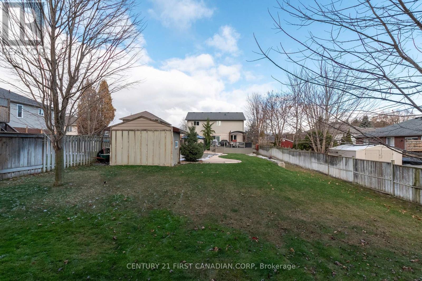 102 Steven Street, Strathroy-Caradoc, Ontario  N7G 4K9 - Photo 40 - X12135128