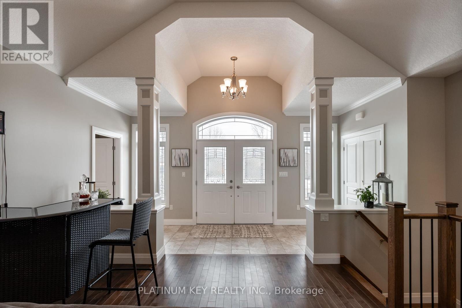 Property at 50 VEALE CRESCENT image 3