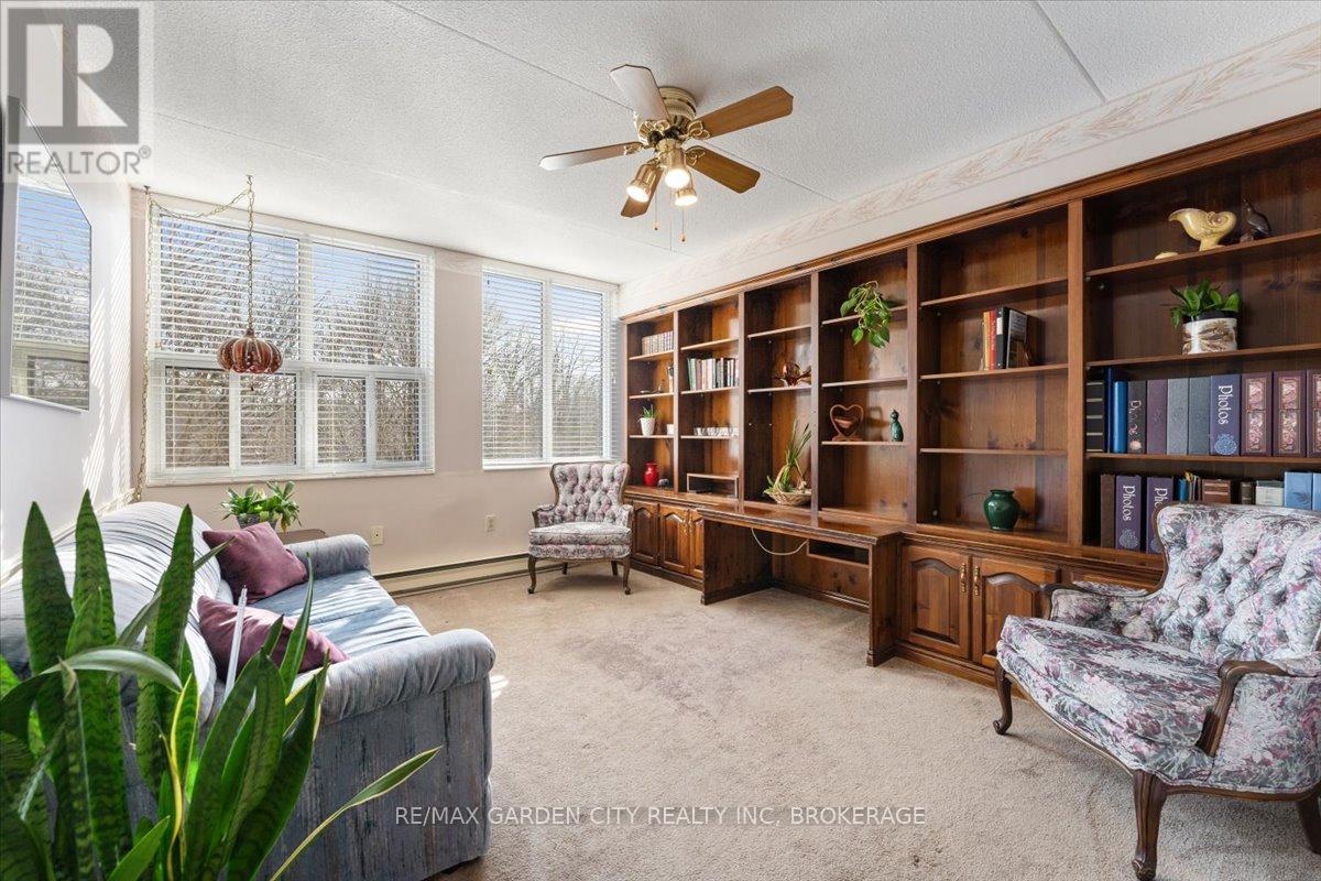 402b - 200 Highway 20 Highway W, Pelham (Fonthill), Ontario  L0S 1E5 - Photo 22 - X12124882
