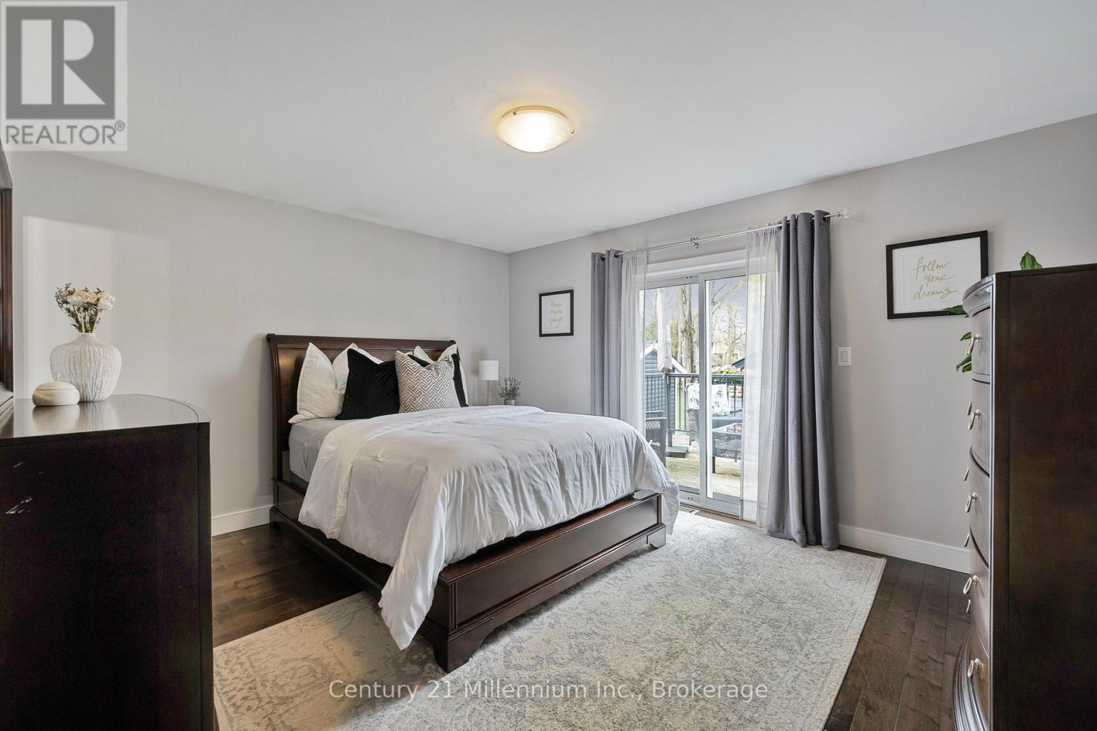 2054 Inglewood Drive, Innisfil, Ontario  L9S 1Y8 - Photo 23 - N12134998