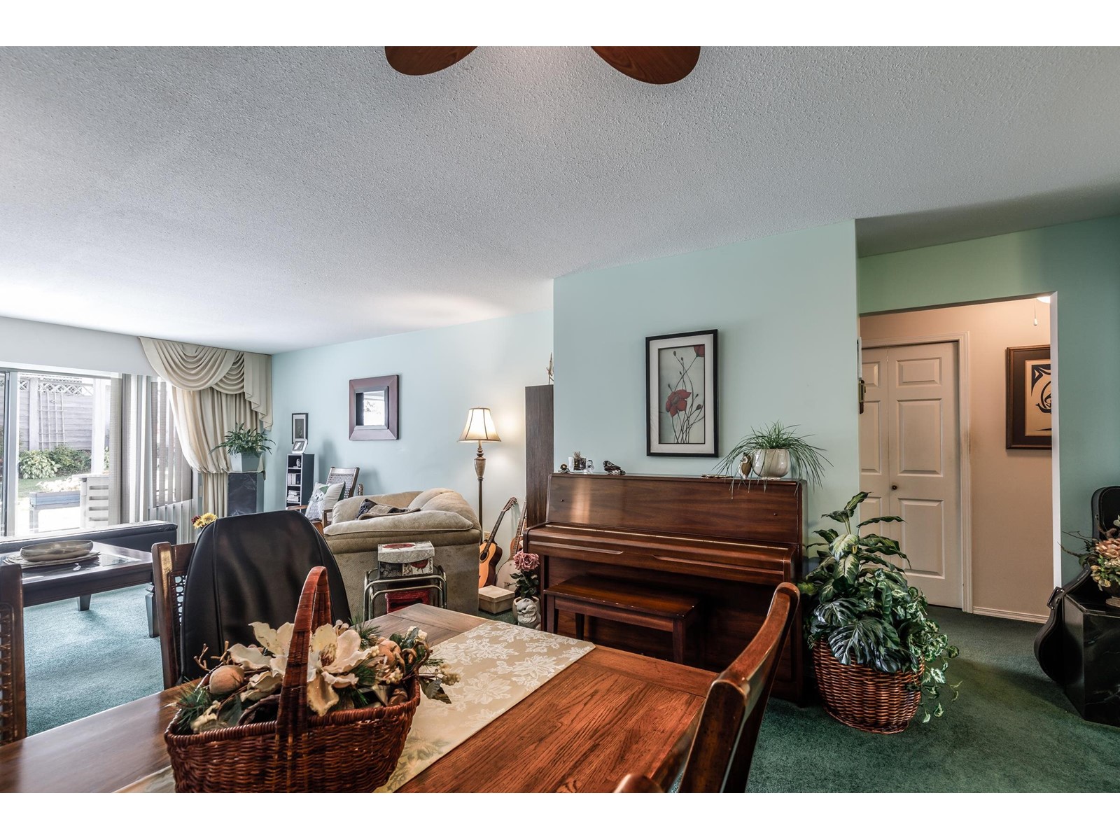 Property at 23 32691 GARIBALDI DRIVE image 5