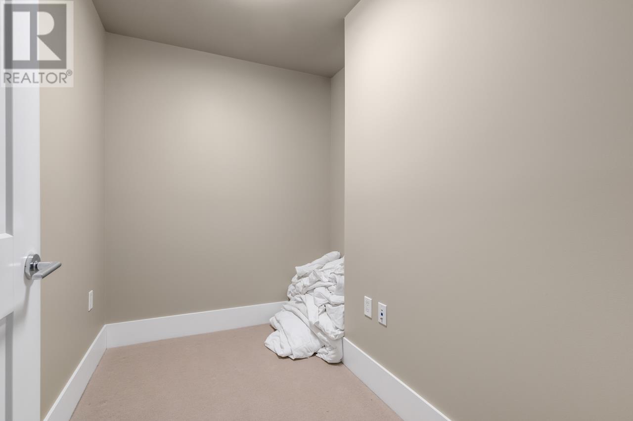 484 W 59th Avenue, Vancouver, British Columbia V5X 1X5 - Photo 13 - R2997013