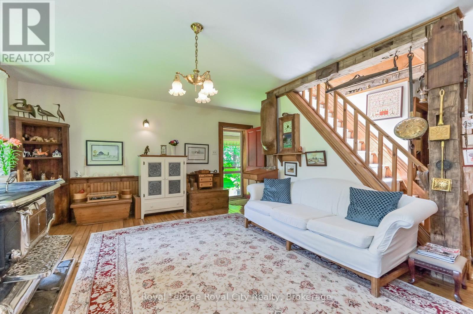 935 Scotland Street, Centre Wellington, Ontario  N1M 3R9 - Photo 20 - X12135053