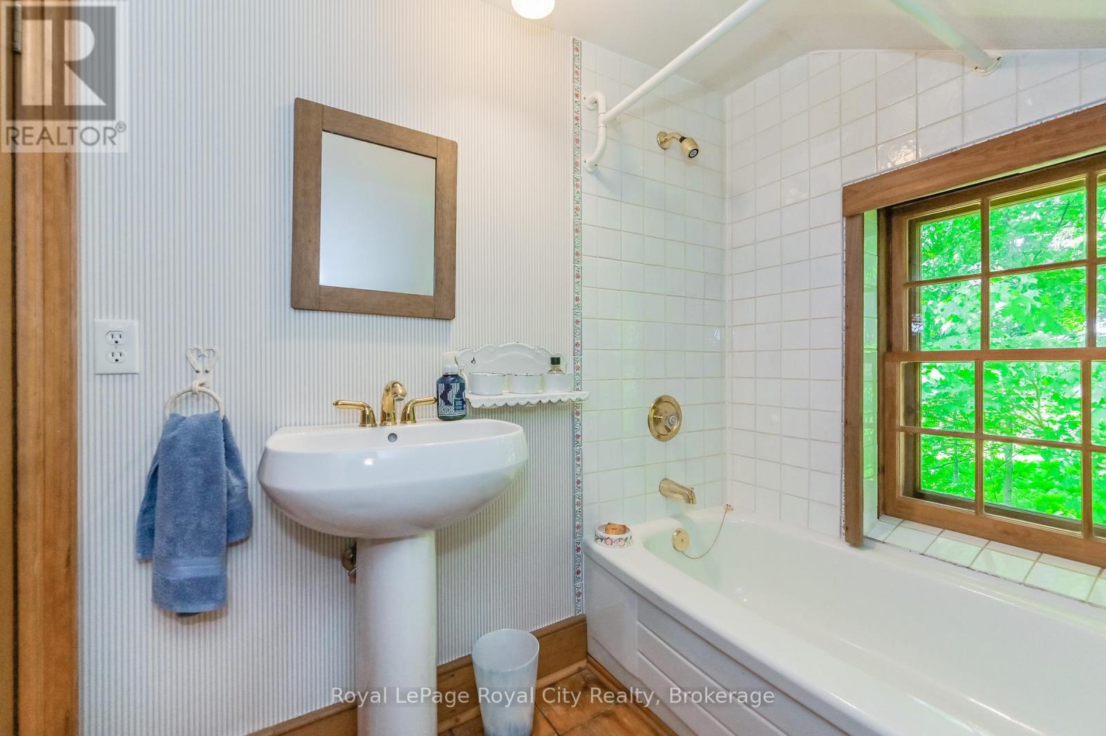 935 Scotland Street, Centre Wellington, Ontario  N1M 3R9 - Photo 40 - X12135053