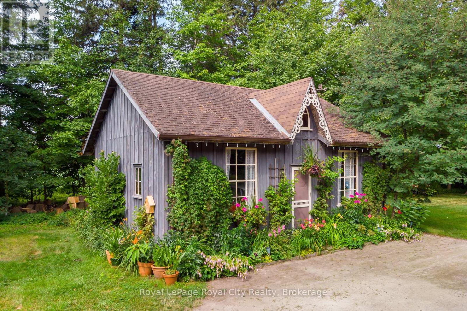 935 Scotland Street, Centre Wellington, Ontario  N1M 3R9 - Photo 43 - X12135053