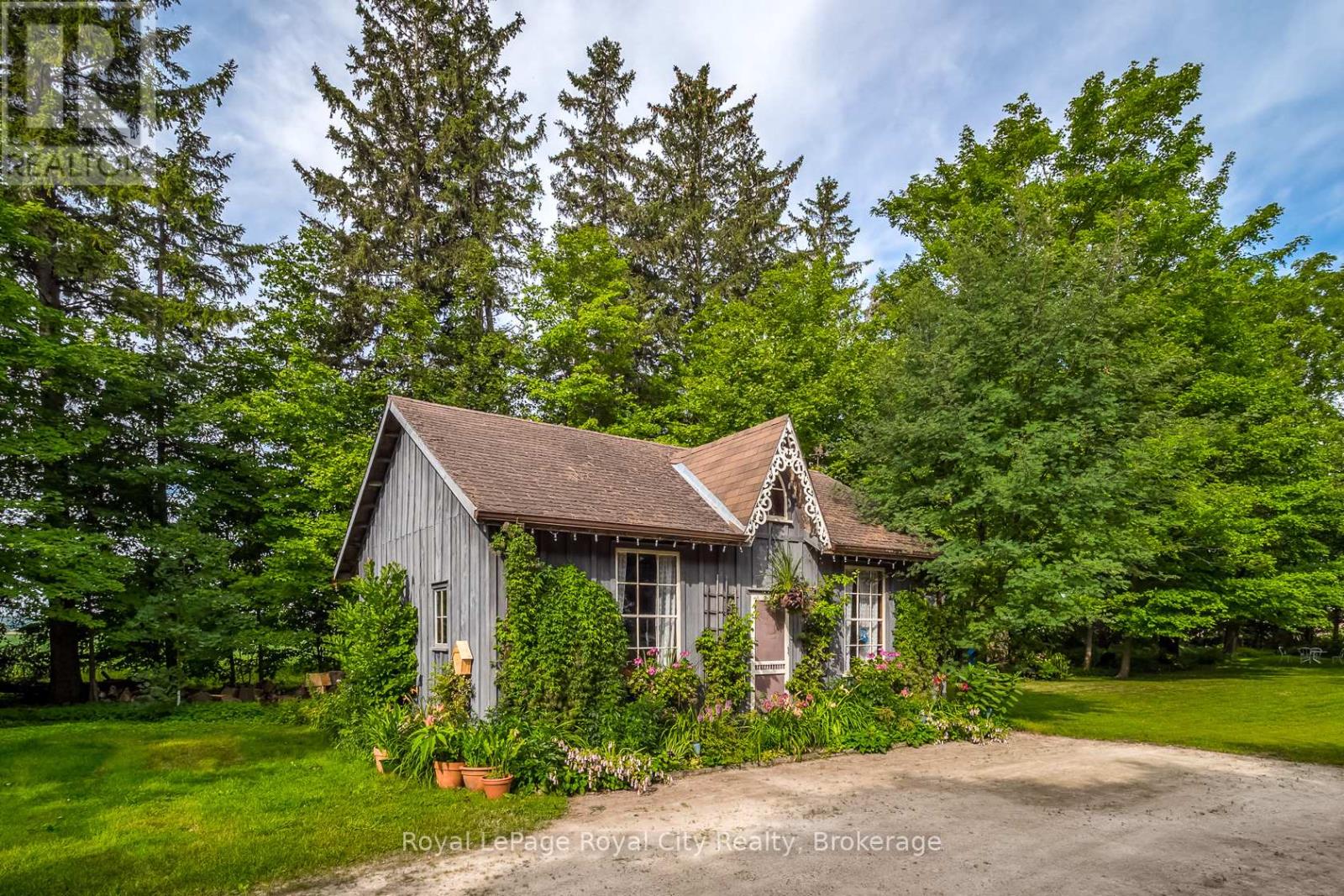 935 Scotland Street, Centre Wellington, Ontario  N1M 3R9 - Photo 46 - X12135053