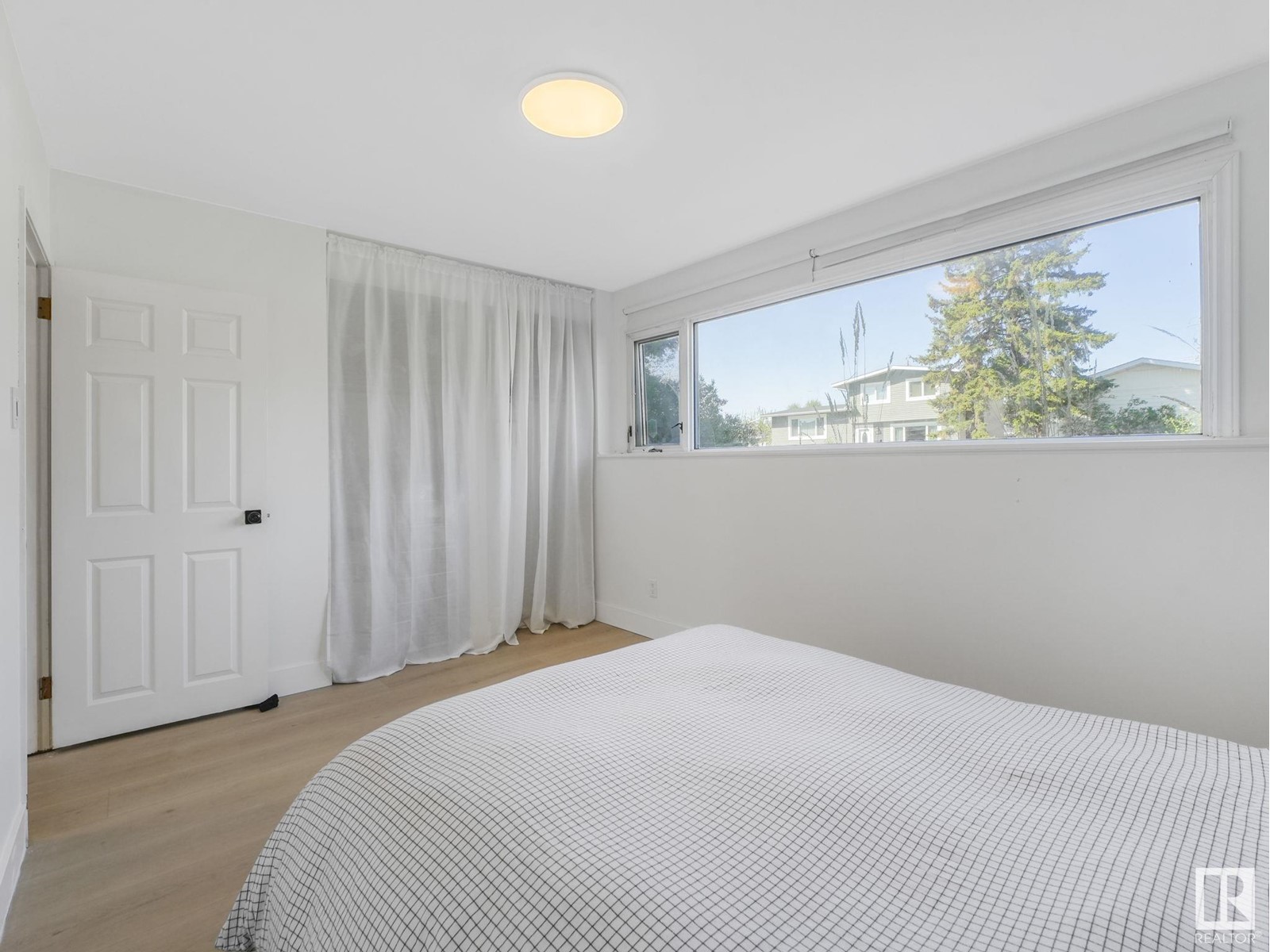 9233 52 St Nw, Edmonton, Alberta  T6B 1G3 - Photo 41 - E4435125