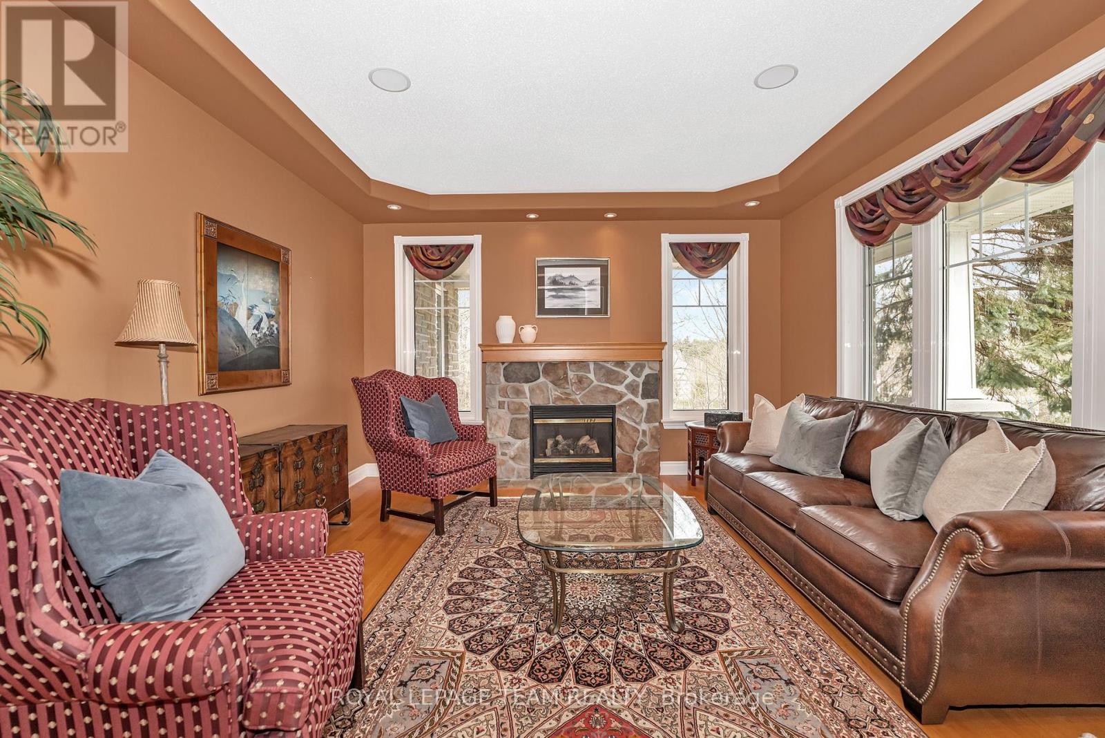 38 Roycroft Way, Ottawa, Ontario  K2W 1C7 - Photo 8 - X12134988