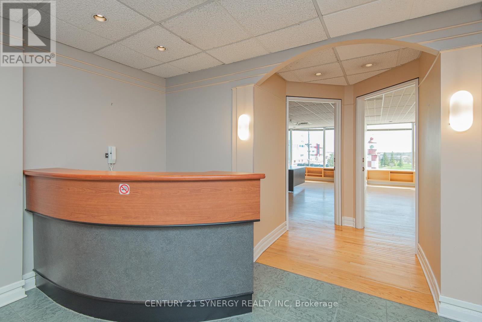 212 - 1929 Russell Road, Ottawa, Ontario  K1G 4G3 - Photo 11 - X12135027