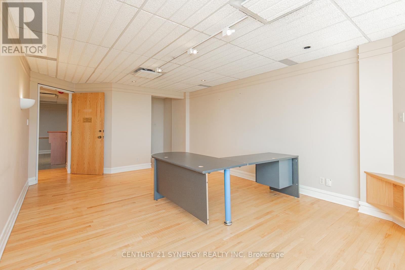 212 - 1929 Russell Road, Ottawa, Ontario  K1G 4G3 - Photo 27 - X12135027