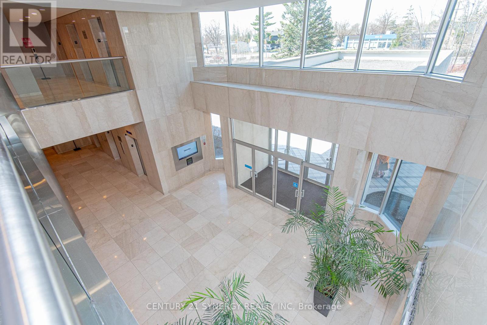212 - 1929 Russell Road, Ottawa, Ontario  K1G 4G3 - Photo 7 - X12135027
