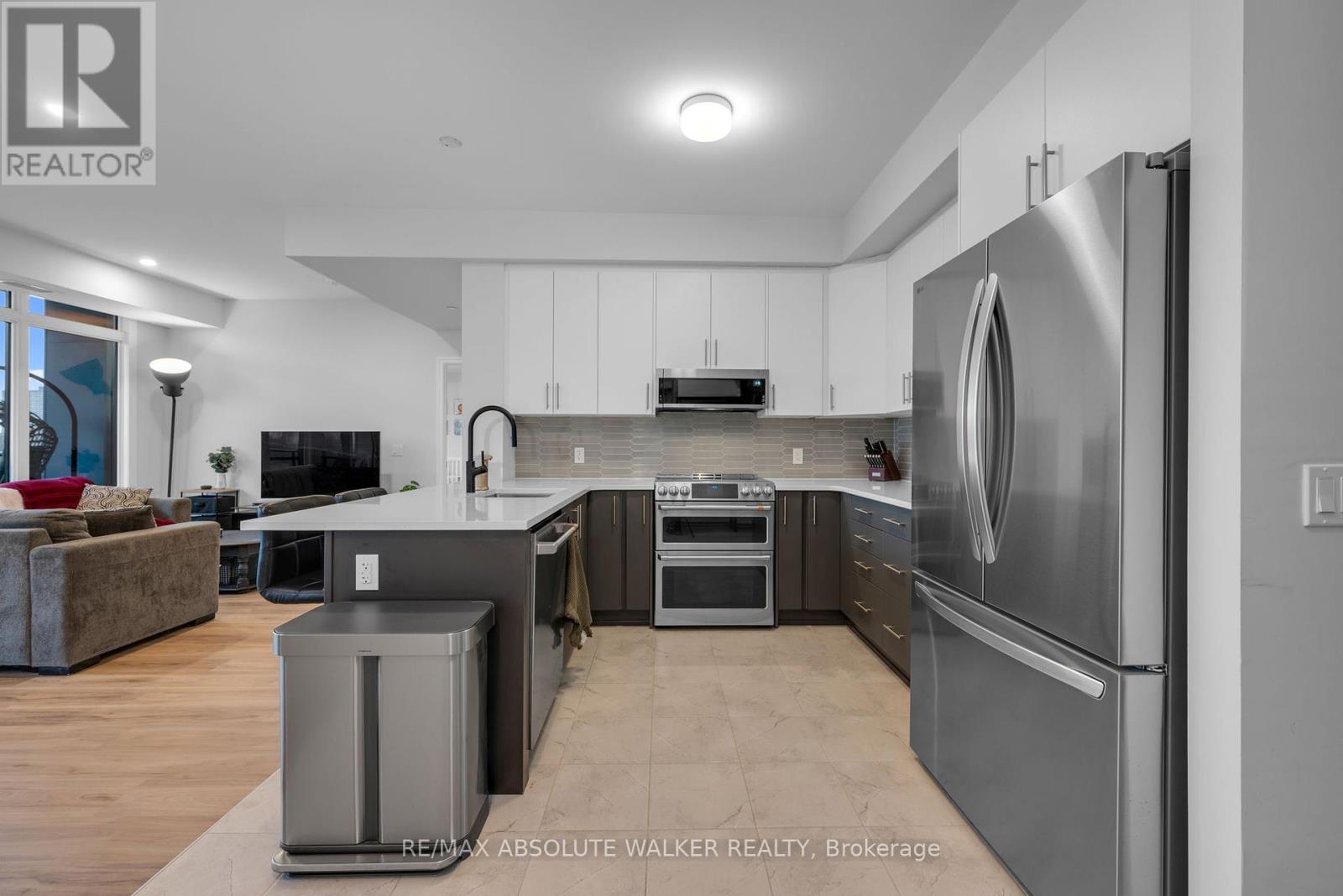 602 - 397 Codds Road, Ottawa, Ontario  K1K 5C7 - Photo 7 - X12135028