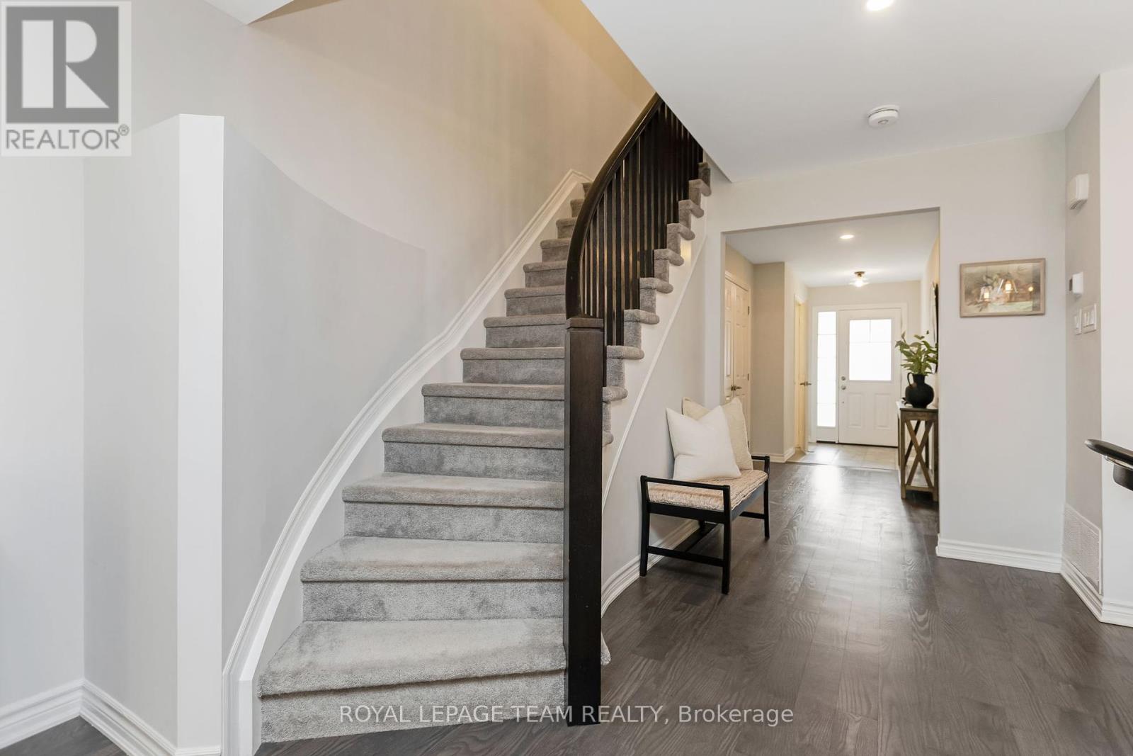 523 Parade Drive, Ottawa, Ontario  K2S 0X8 - Photo 21 - X12135031