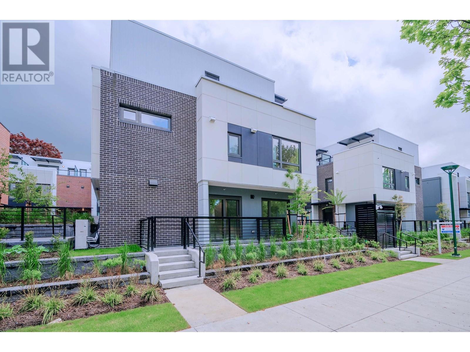 6322 OAK STREET, Vancouver, British Columbia
