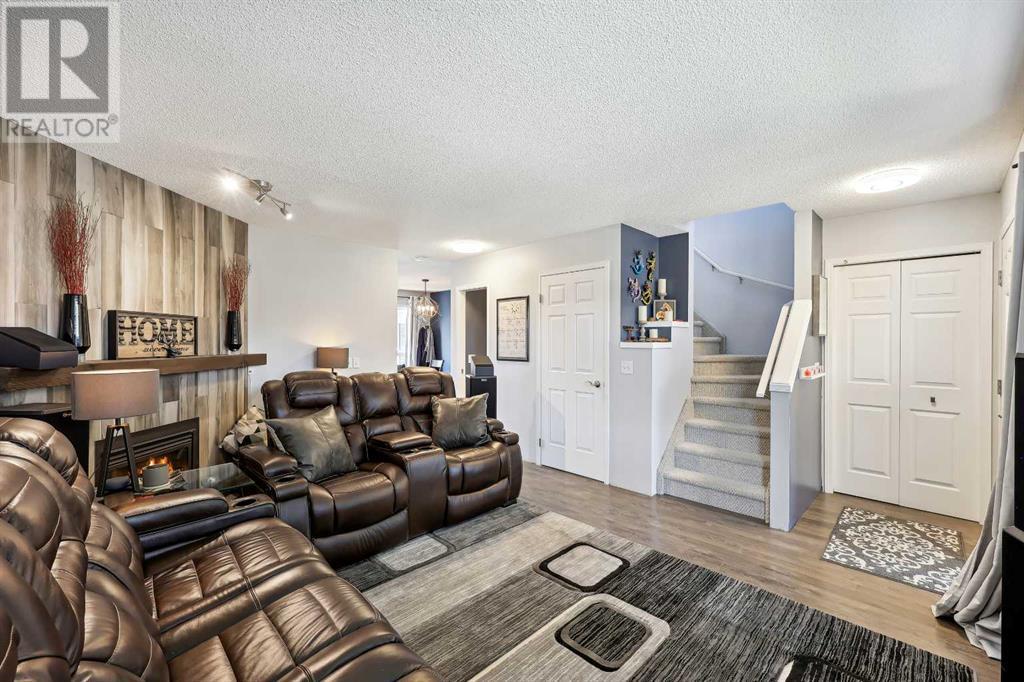 27 Martin Crossing Close Ne, Calgary, Alberta  T3J 3R5 - Photo 4 - A2216239