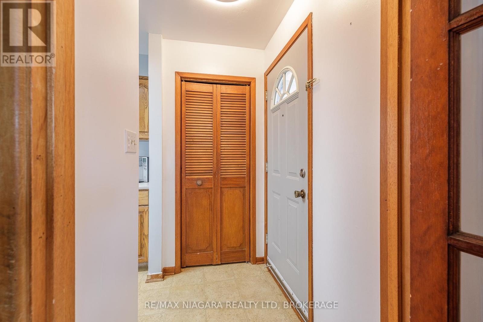 Property at 8420 LAMONT AVENUE image 5