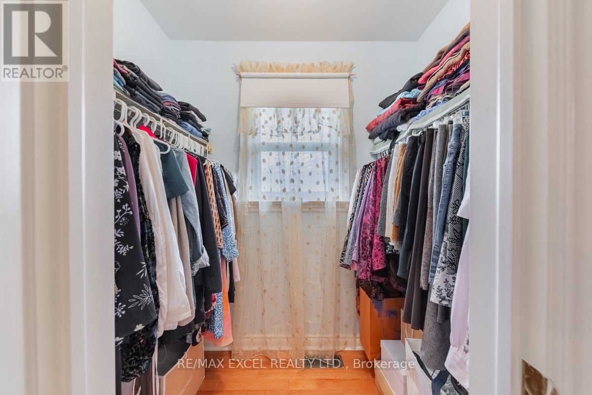 8 Boyd Court, Markham (Victoria Square), Ontario  L6C 1A6 - Photo 25 - N12134897