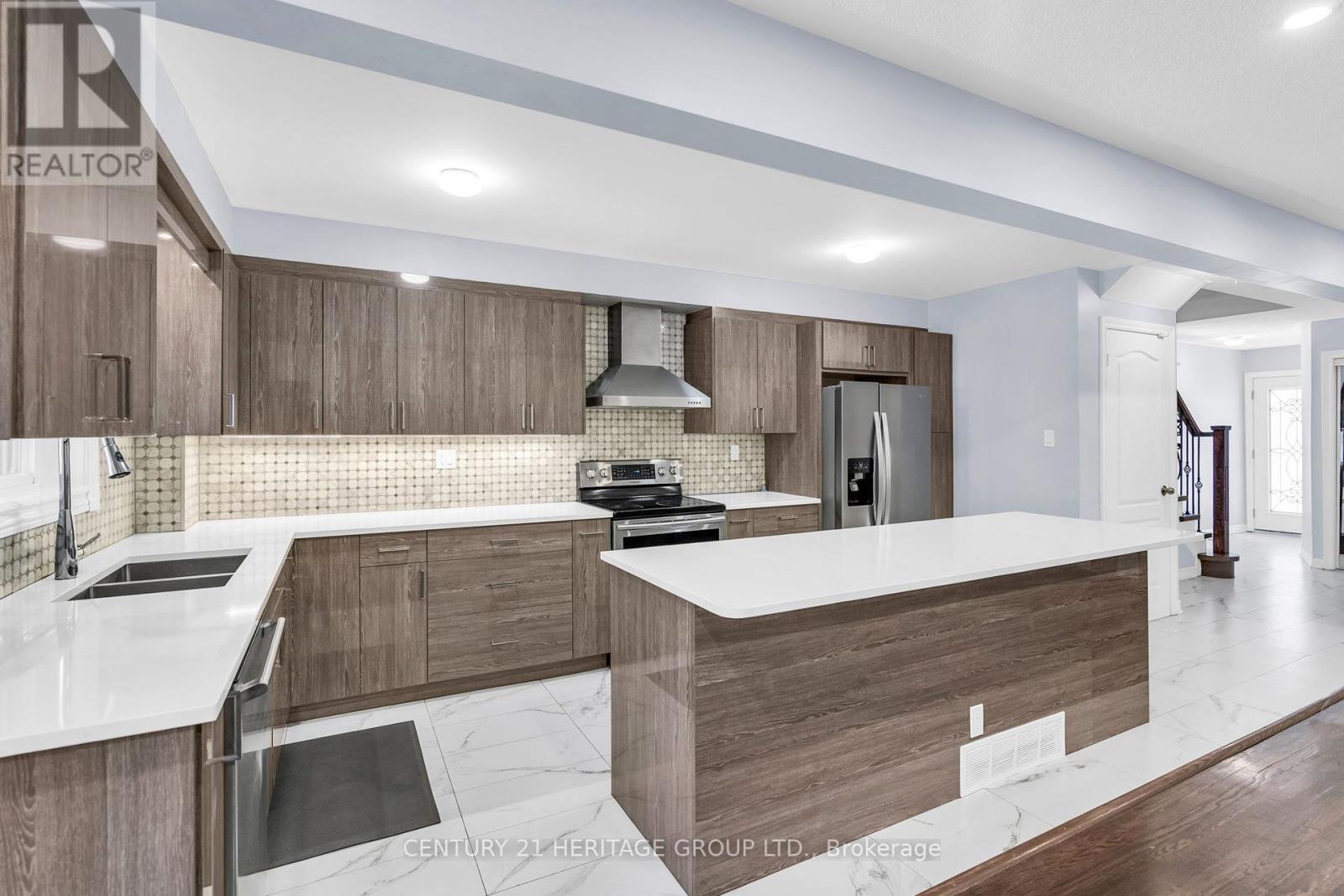 68 Silverdart Crescent, Richmond Hill, Ontario  L4E 3T8 - Photo 14 - N12134937