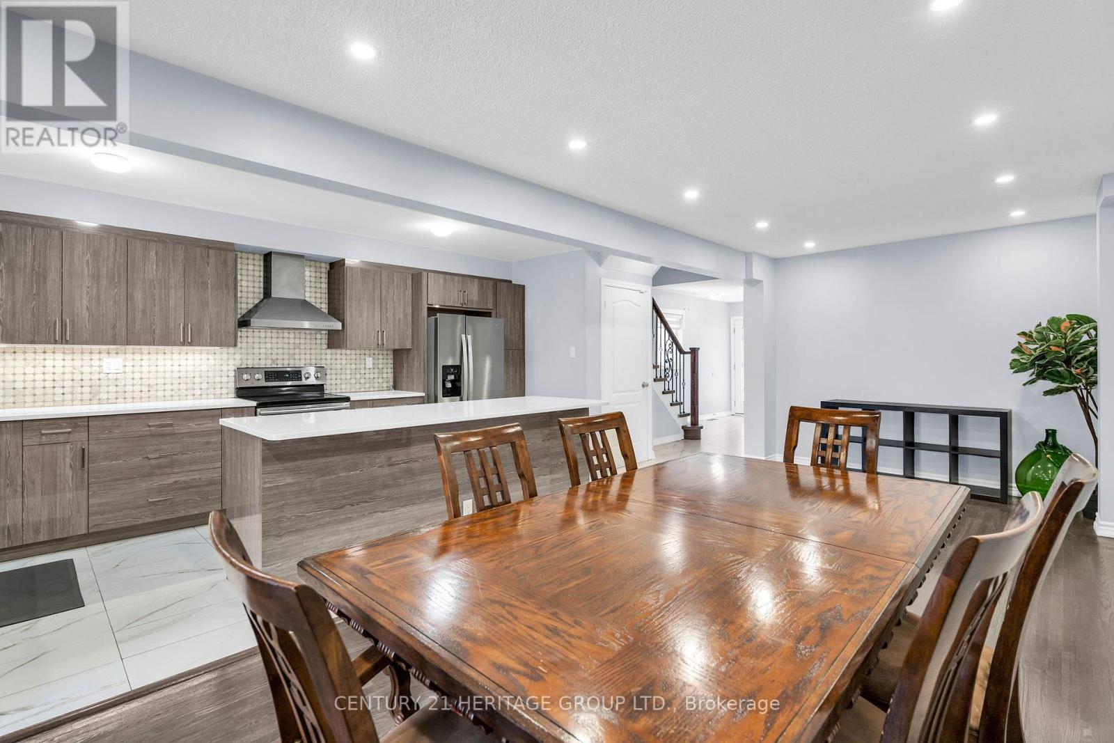 68 Silverdart Crescent, Richmond Hill, Ontario  L4E 3T8 - Photo 16 - N12134937