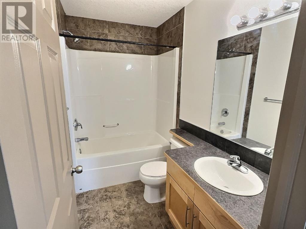 10, 6802 50 Avenue, Camrose, Alberta  T4V 5C7 - Photo 29 - A2218002