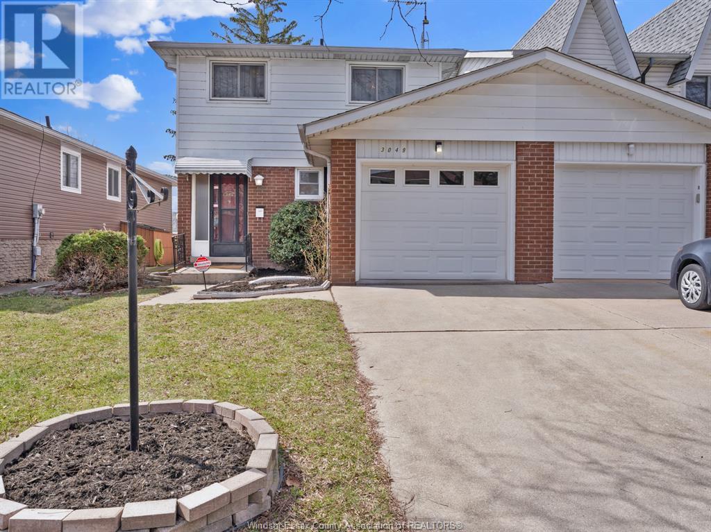 Property at 3049 SUFFOLK image 2