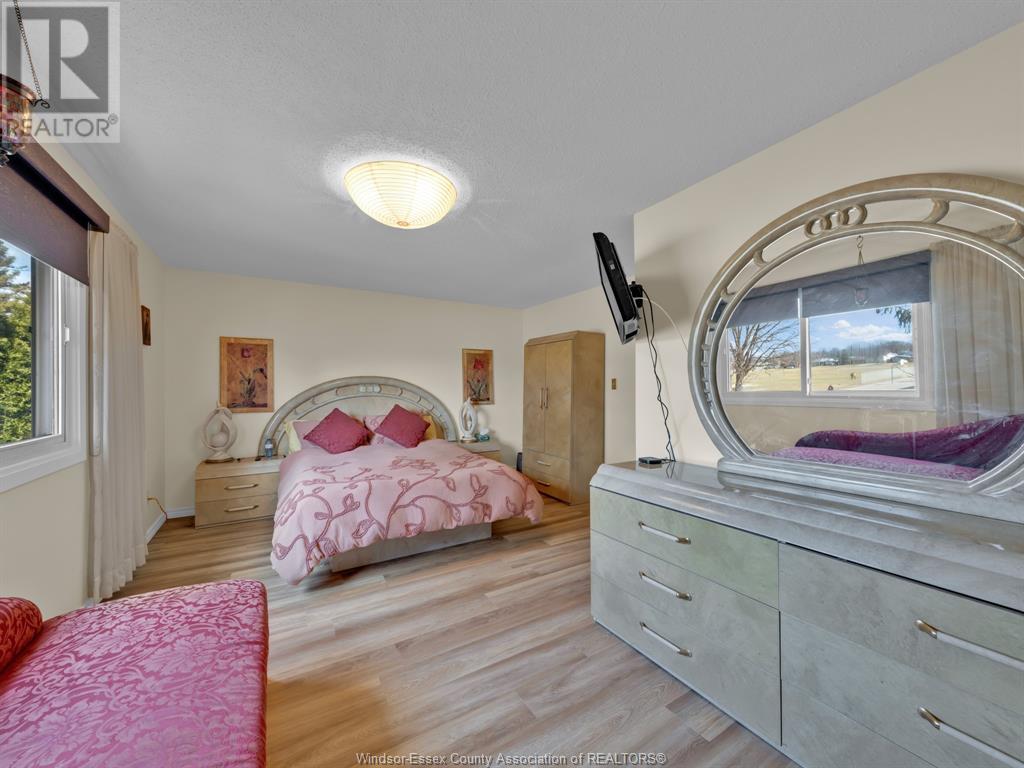 3049 Suffolk, Windsor, Ontario  N8R 1P1 - Photo 21 - 25010796