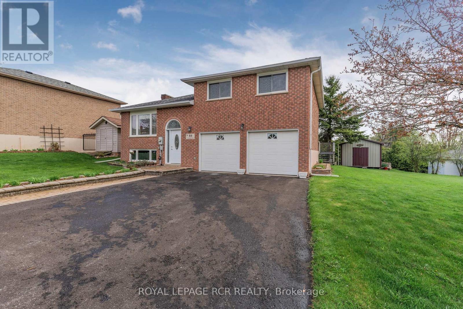 80 Woodside Drive, Orillia, Ontario  L3V 7N9 - Photo 2 - S12134896