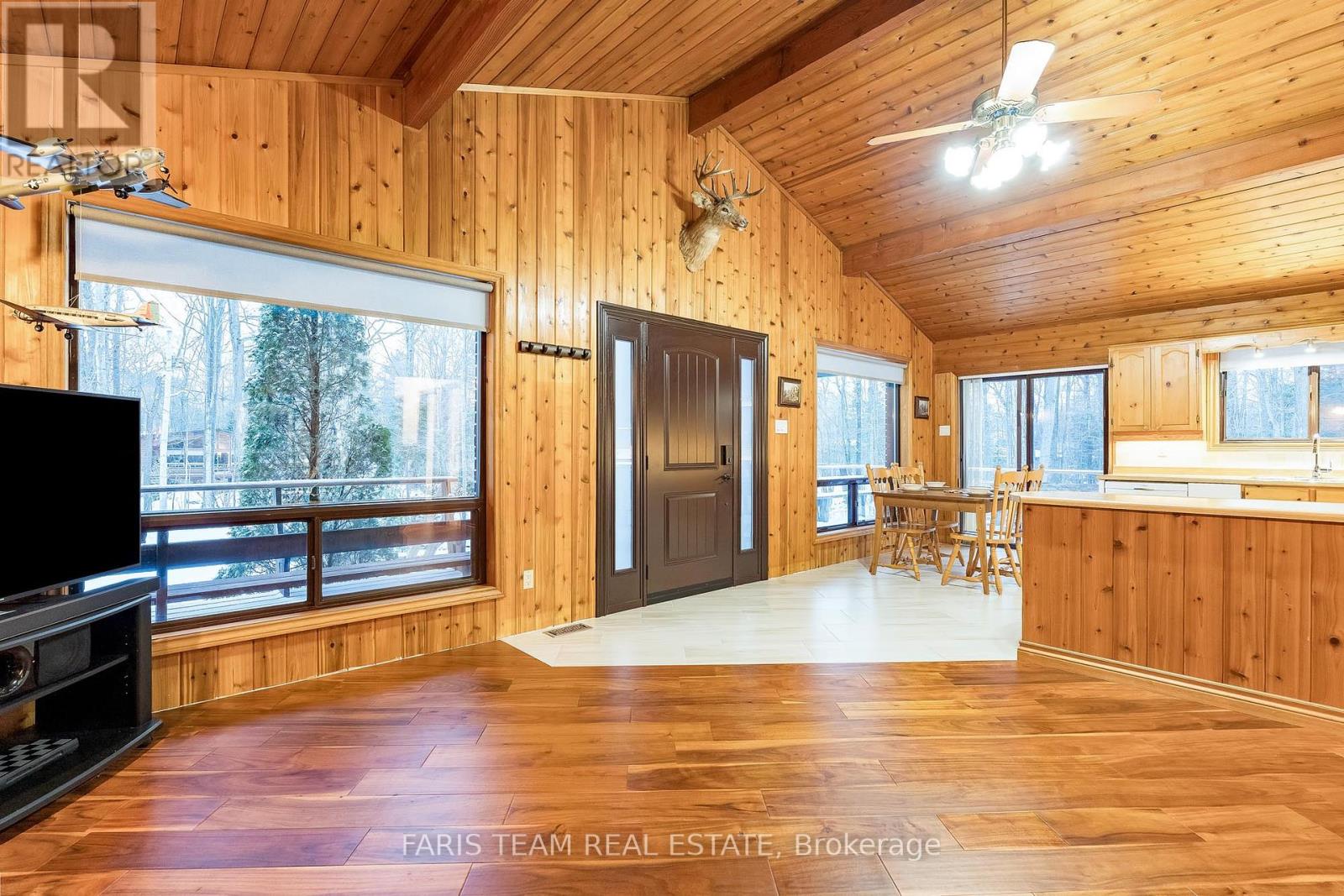 8 Celestine Court, Tiny, Ontario  L9M 0H3 - Photo 10 - S12134906