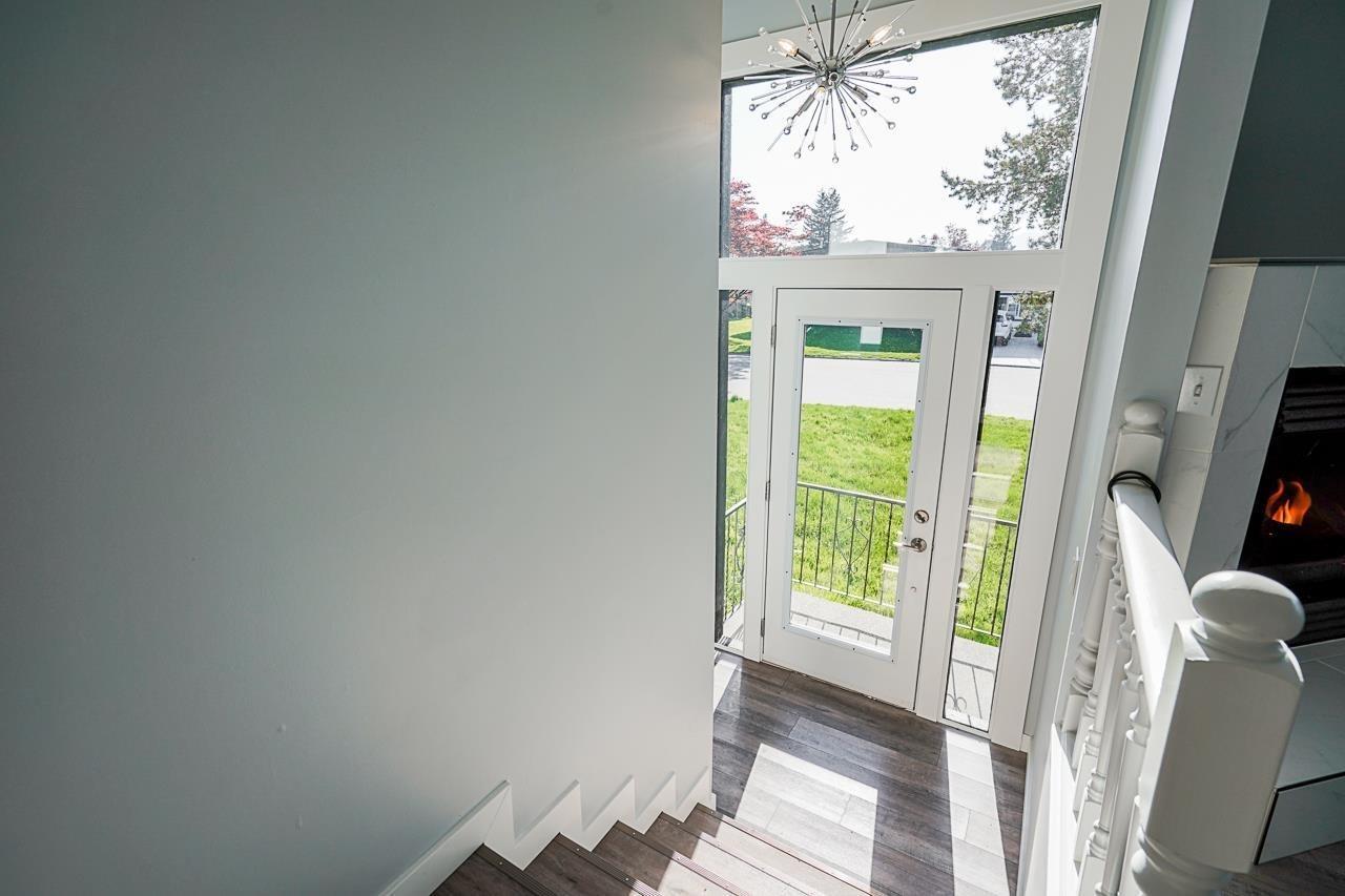 Property at 6050 GLENMORE DRIVE image 5