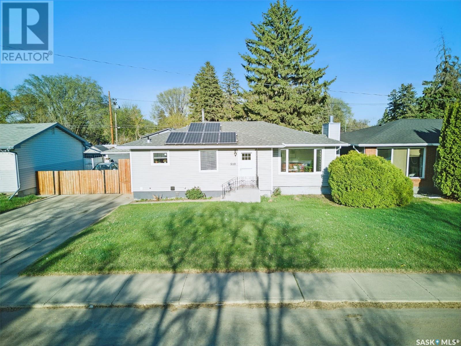 Property at 510 T AVENUE N image 2