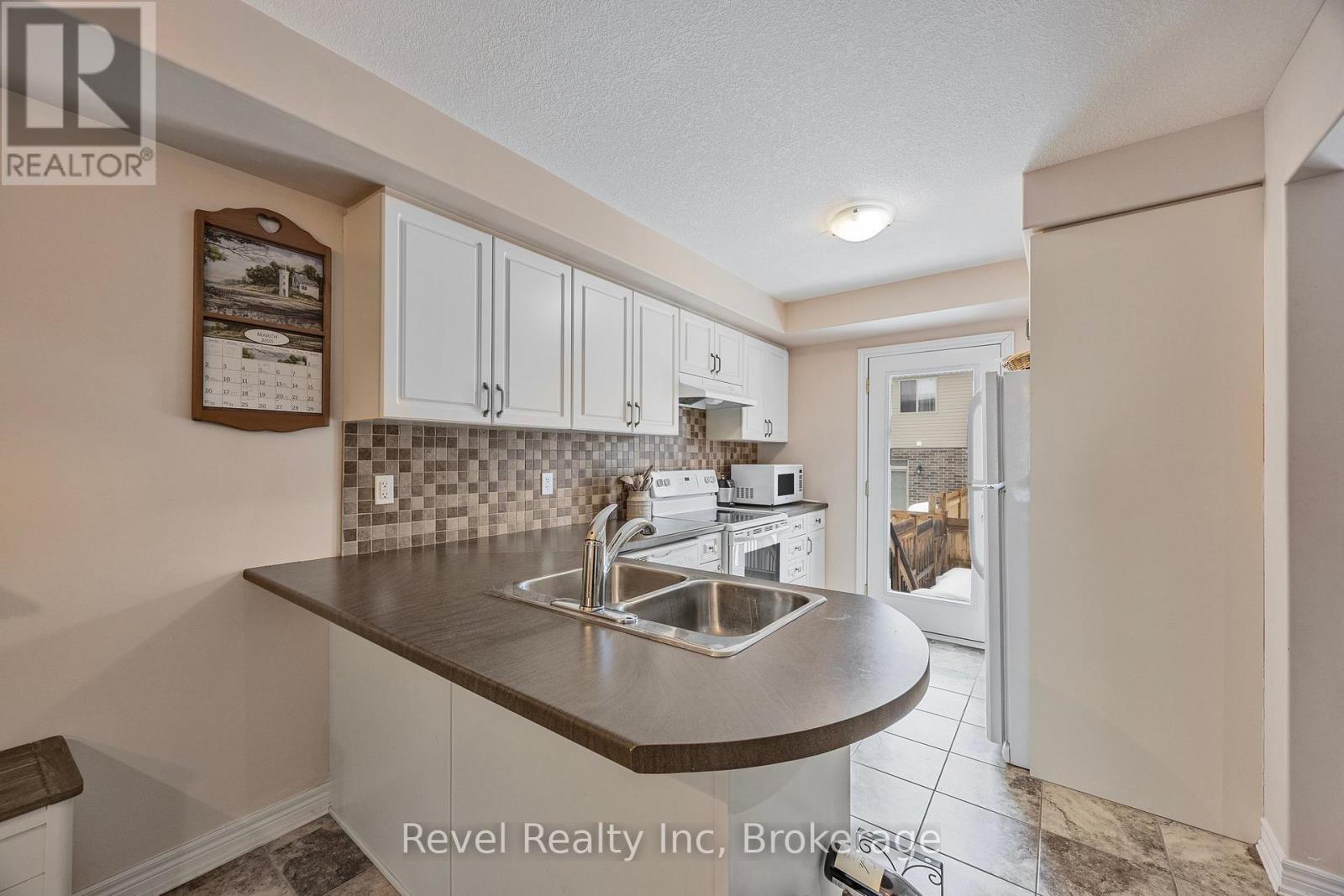 1041 Cook Drive, Midland, Ontario  L4R 0E4 - Photo 11 - S12006244